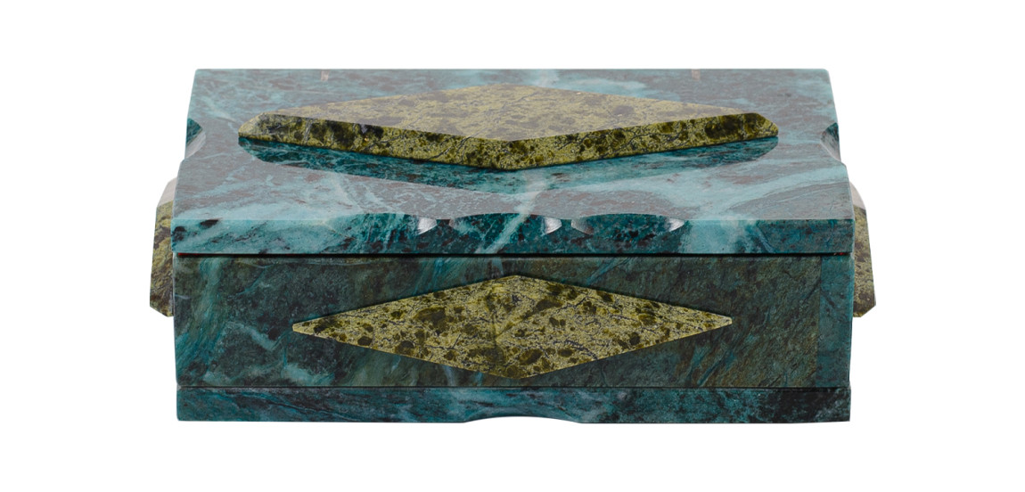 Шкатулка из натурального полудрагоценного камня