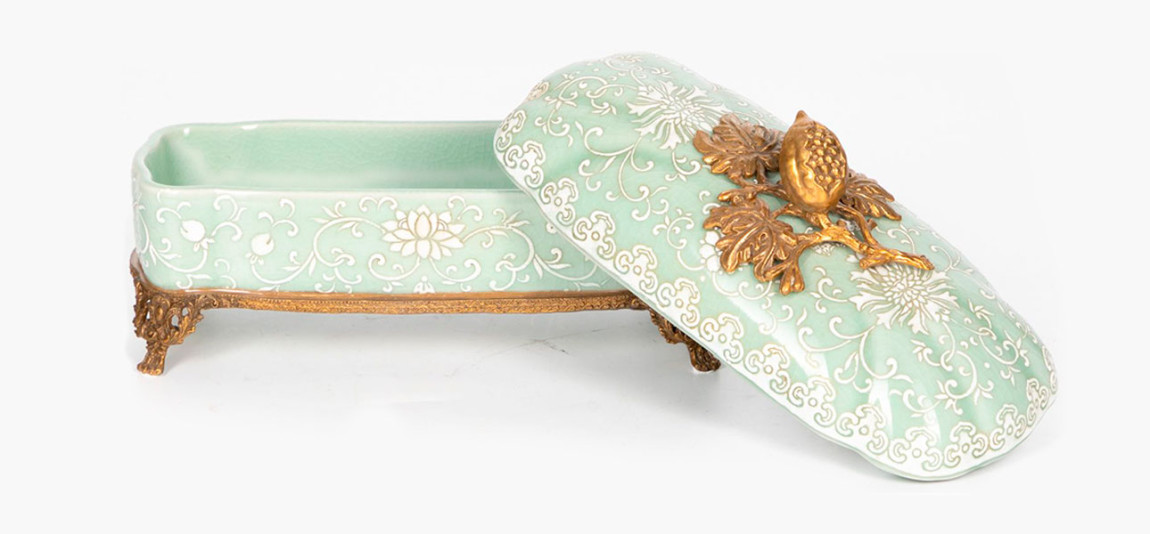 Шкатулка светлая с крышкой Alice