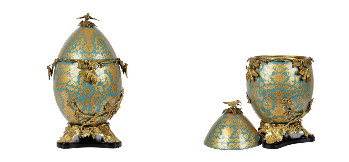 Шкатулка фарфоровая с крышкой с бронзовыми элементами Porcelain & Bronze