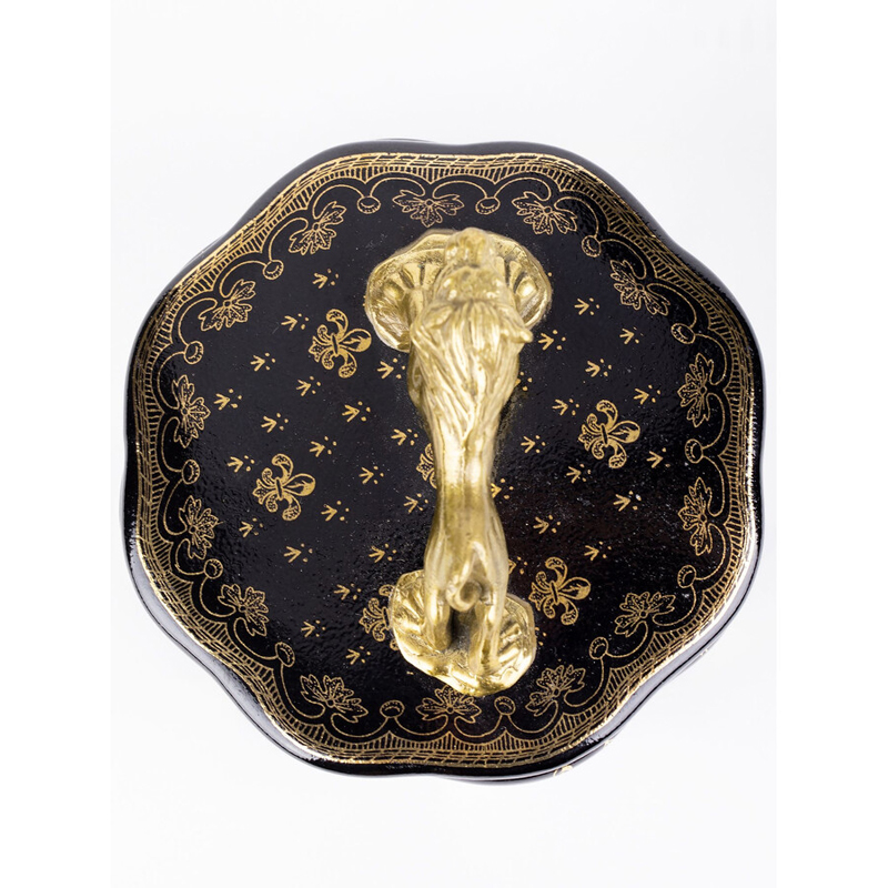 Шкатулка черного цвета с крышкой с фигуркой льва Eden Garden