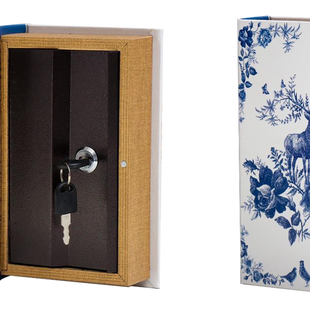 Шкатулка-книга с сейфом Deer and Blue Flowers Book Box