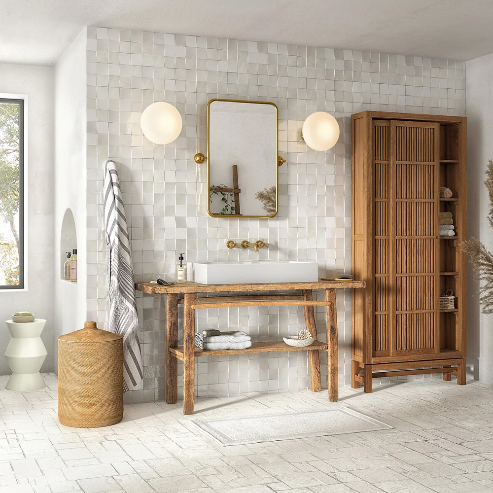 Шкаф из массива тика Okino Wood Cabinet