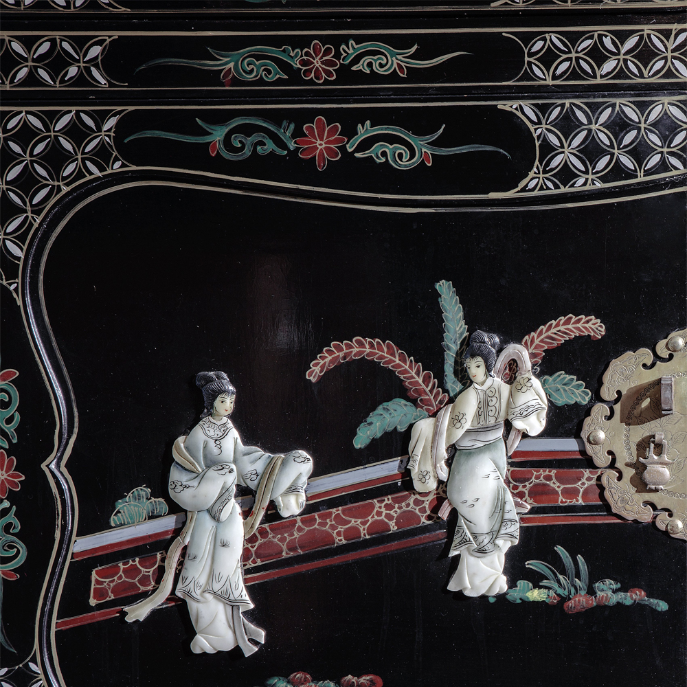 Шкаф черный в китайском стиле  Chinese Cabinet Black