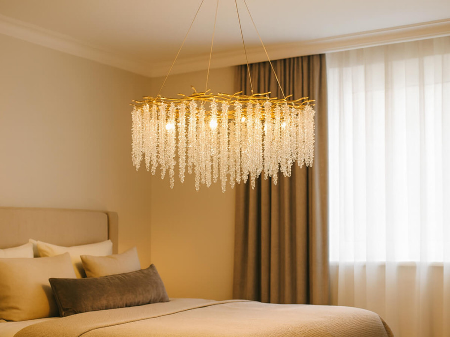 Какую люстру выбрать в спальню