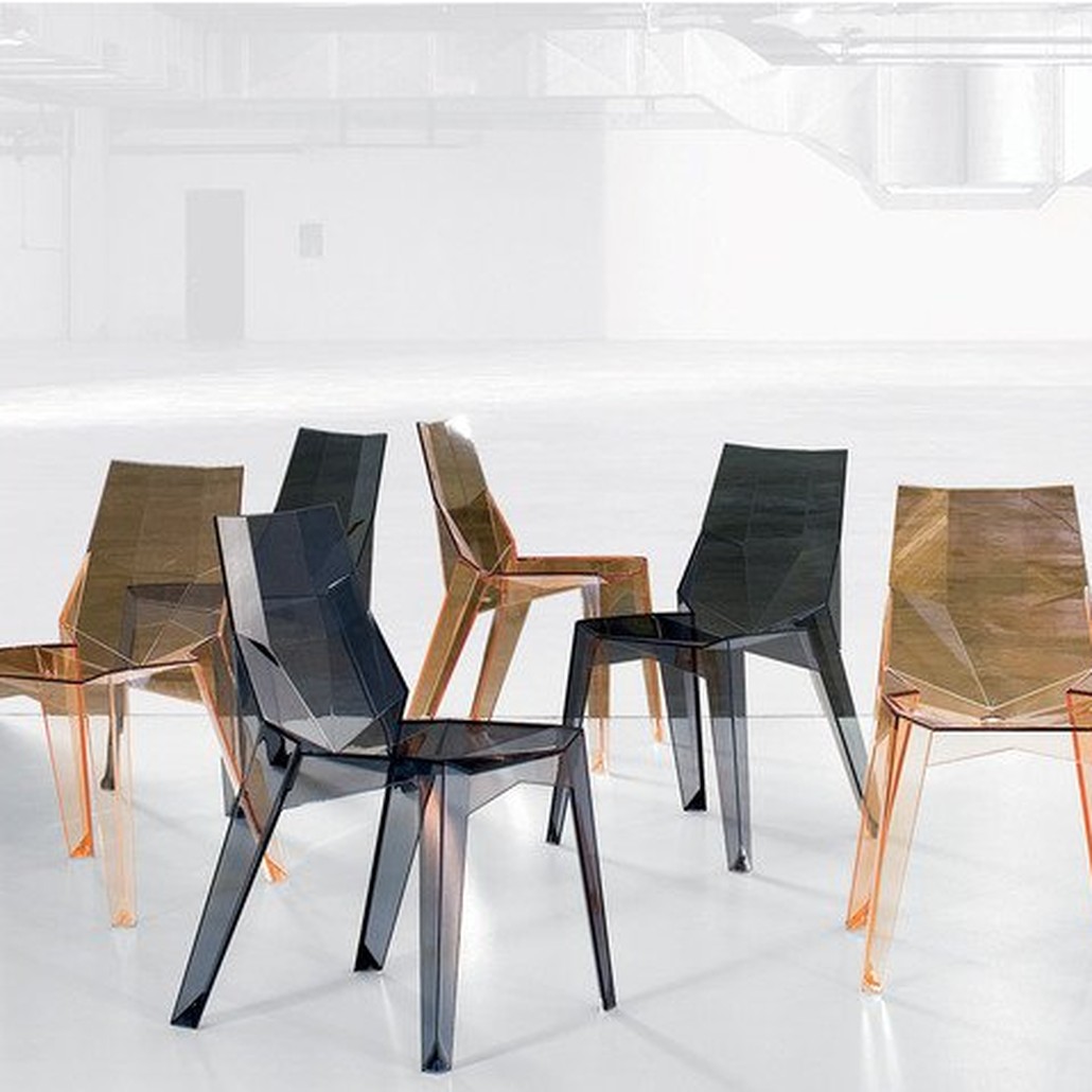 Стул Poly Karim Rashid