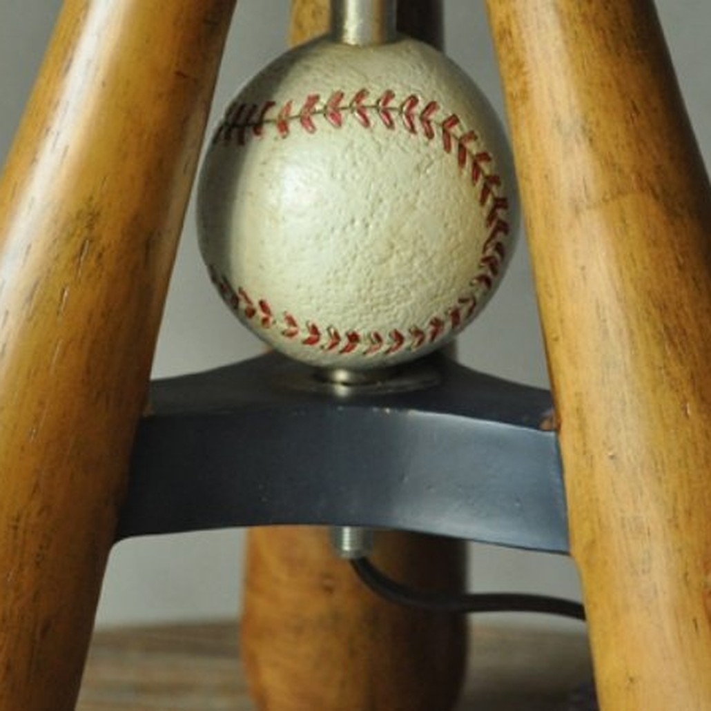 Настольная лампа Baseball vintage