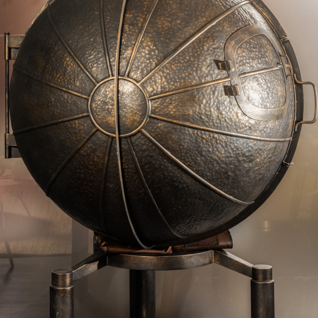 Бар Steampunk Light Bulb Tester