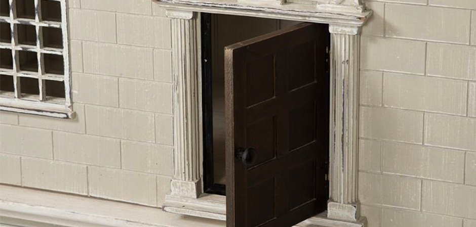 Шкаф "кукольный домик" Dolls House Cabinet