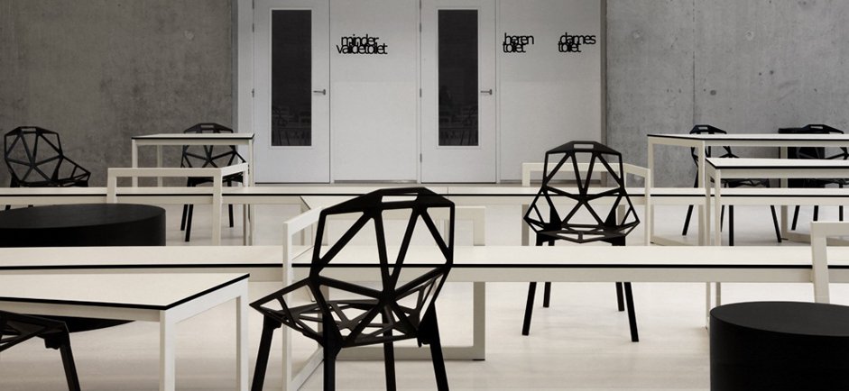 Дизайнерский стул CHAIR ONE black
