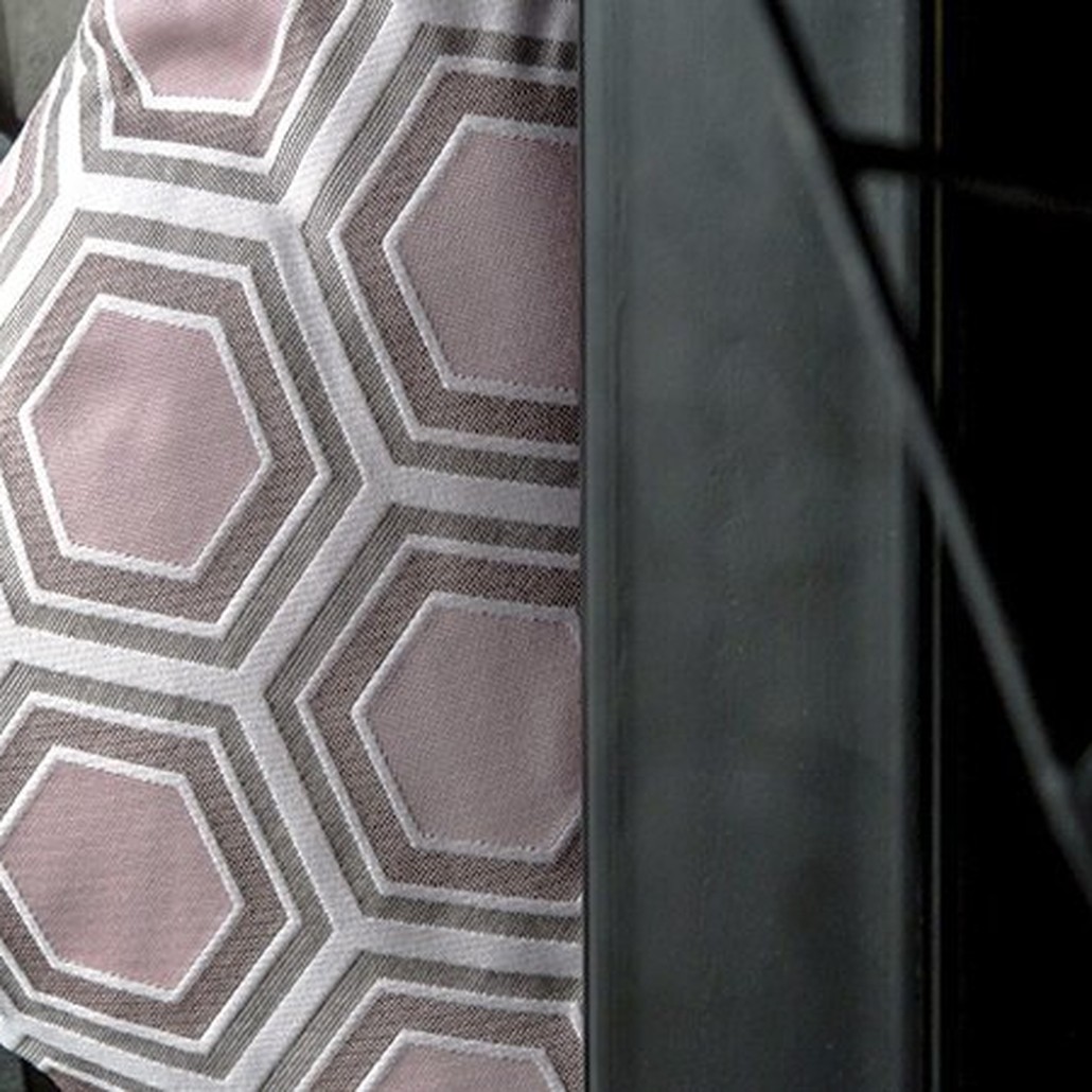 Подушка Hexagon Pink Geometry