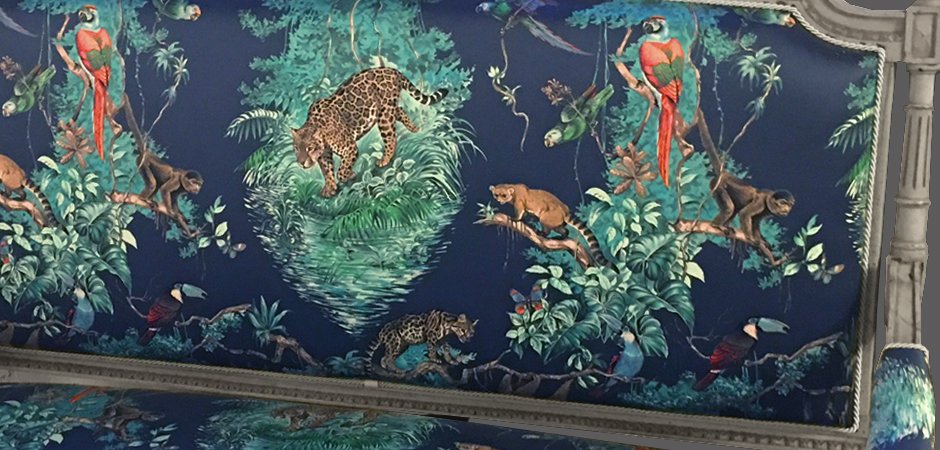 Антикварный Диван Canape в обивке Hermes Equateur imprime