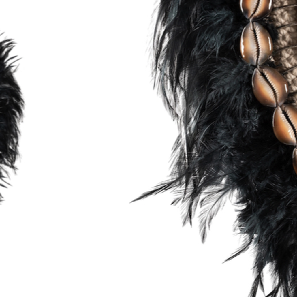 Ожерелье versmissen на подставке JUJU BLACK FEATHER ON STAND