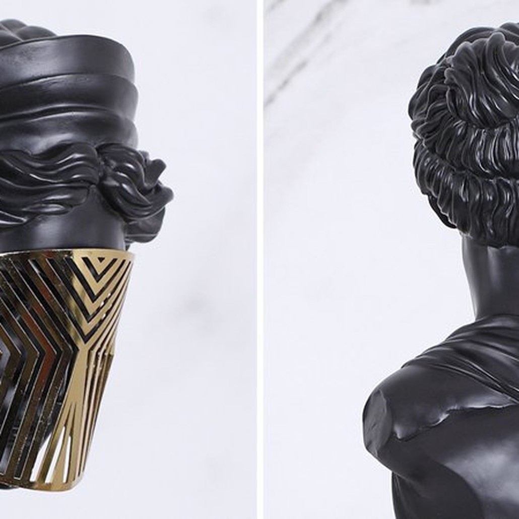 Статуэтка Bust Woman in Mask