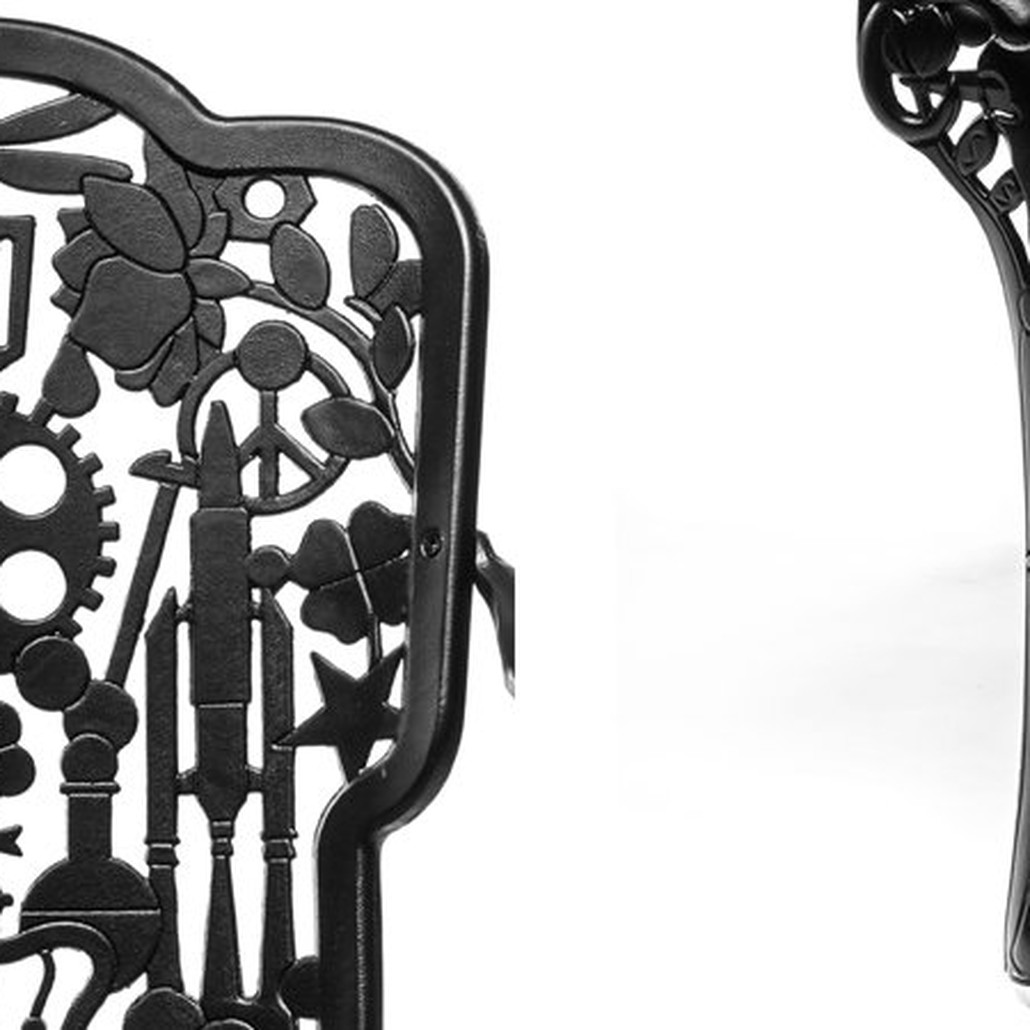 Стул Seletti Industry Collection ALUMINIUM ARMCHAIR – BLACK