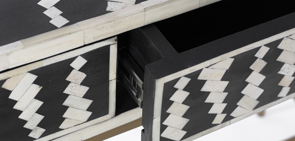 Консоль Mandika Bone Inlay Console