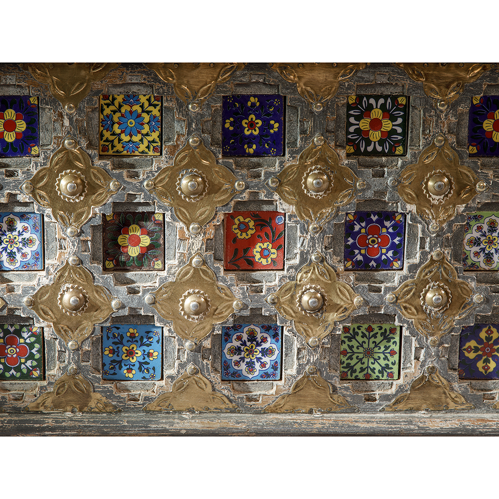 Сундук Multi-colored Inlay