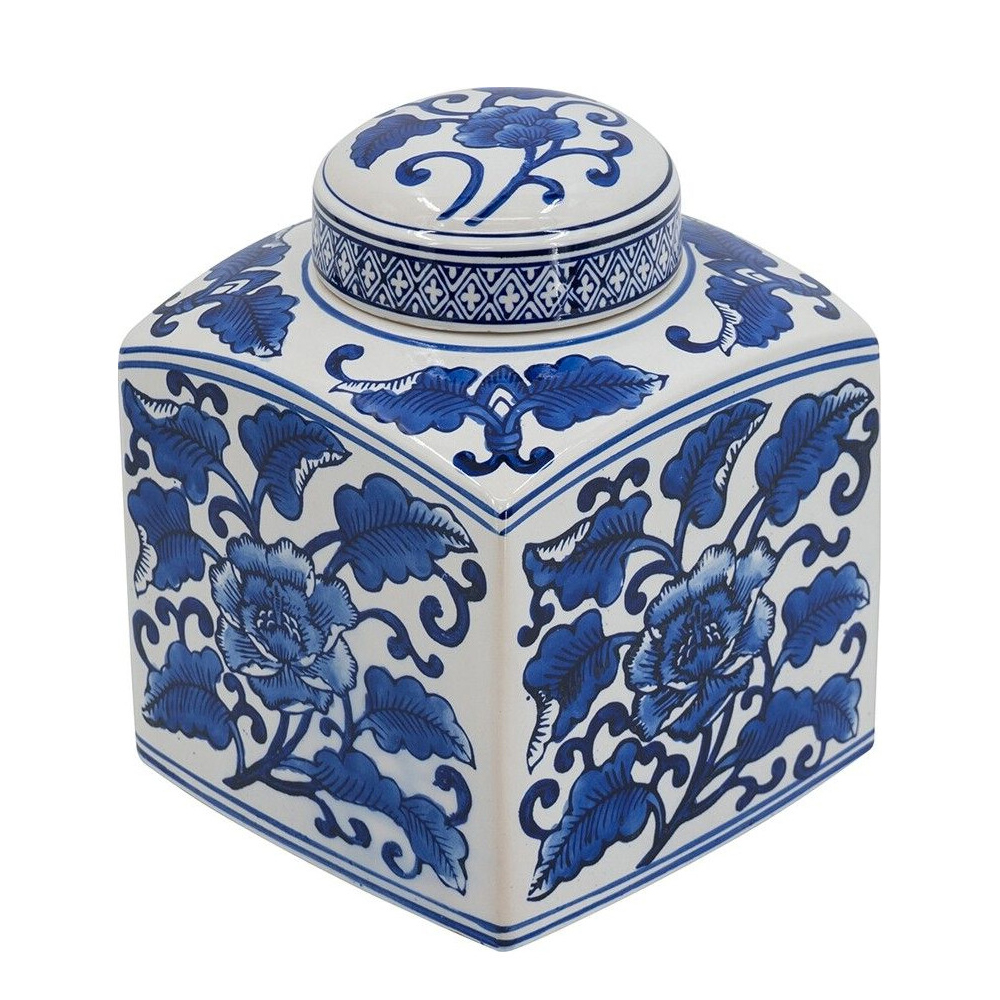 Ваза с крышкой в китайском стиле Oriental Blue & White Ornament Vases