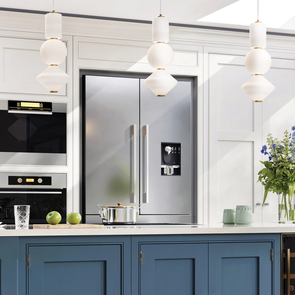 Подвесной светильник белого цвета с тремя геометрическими плафонами Alora Mood