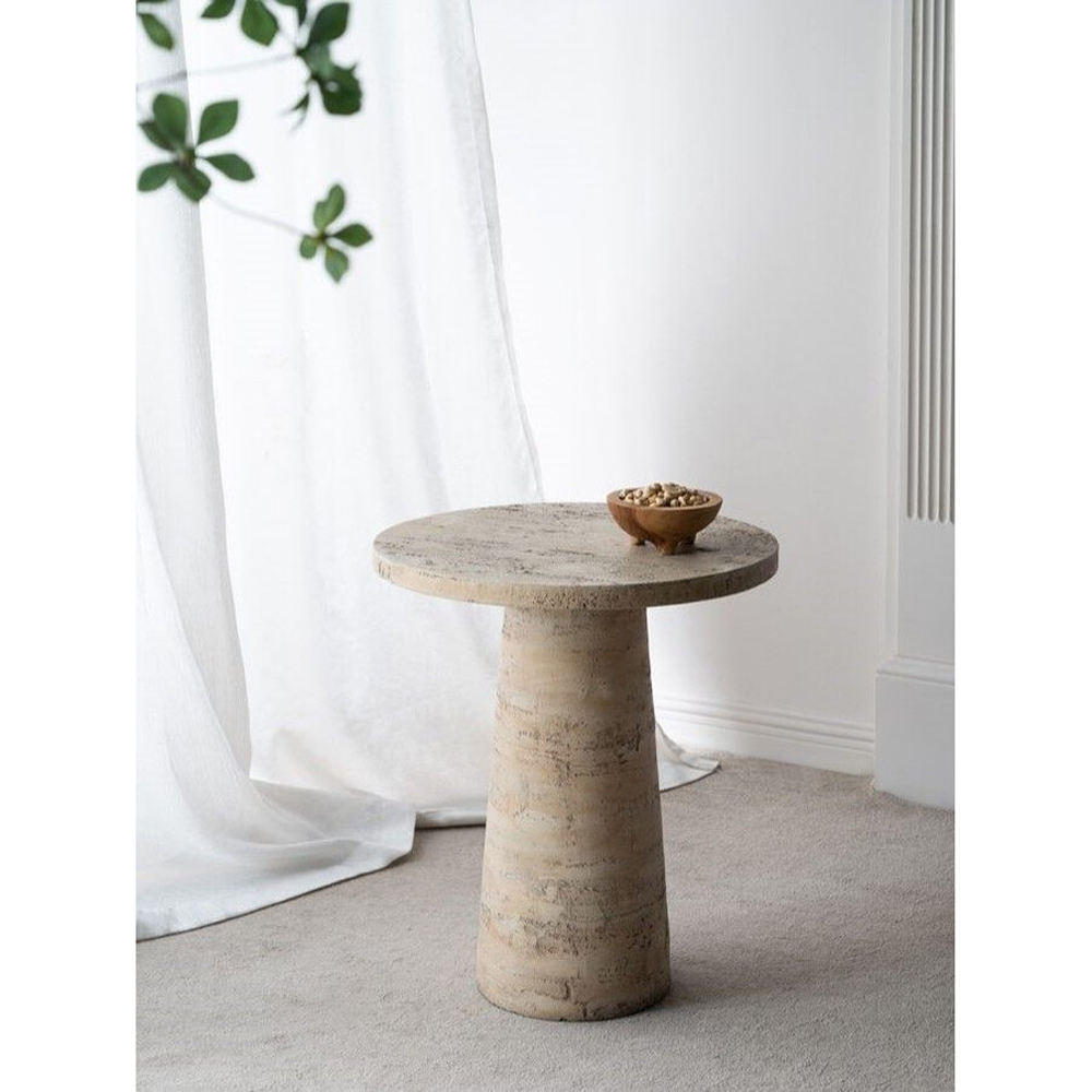 Столик приставной с круглой столешницей Textured Cream Table