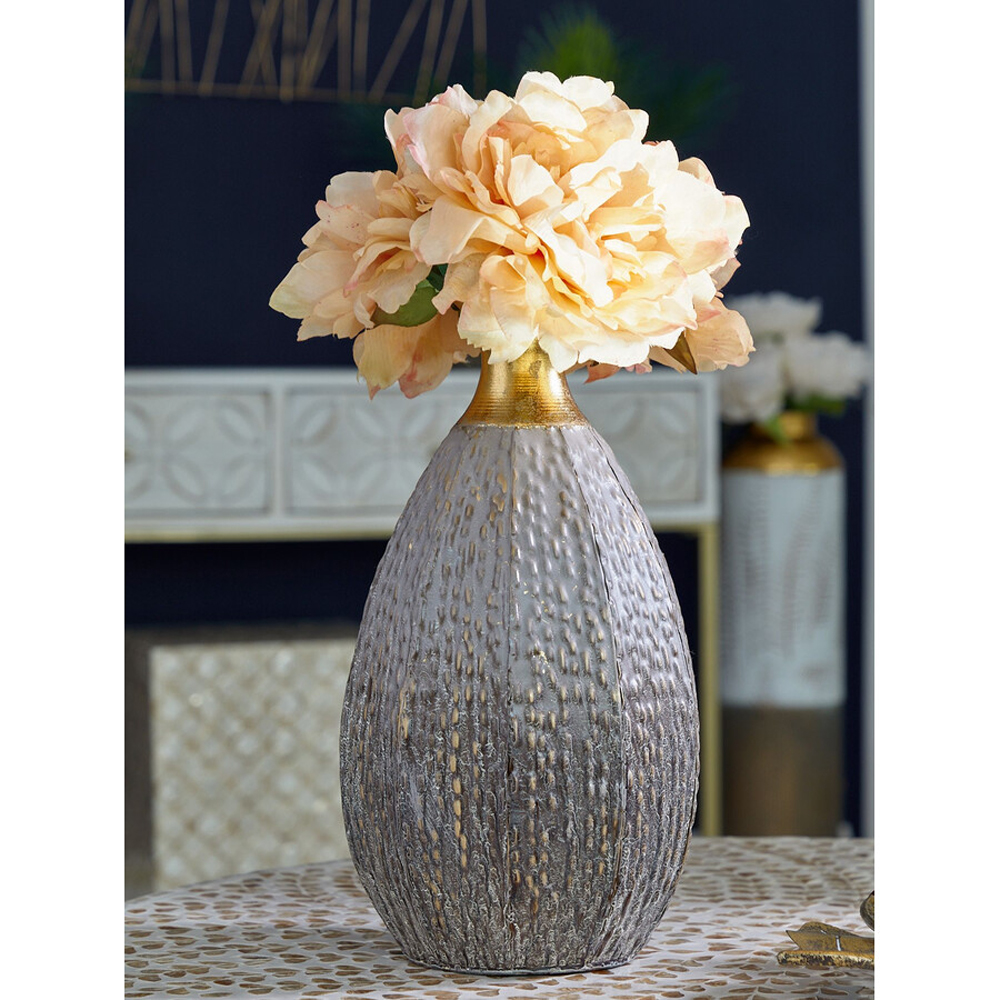 Ваза с фактурным корпусом Ripple