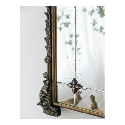 Зеркало в раме с античными позолоченными фрагментами Palace Antique Mirror