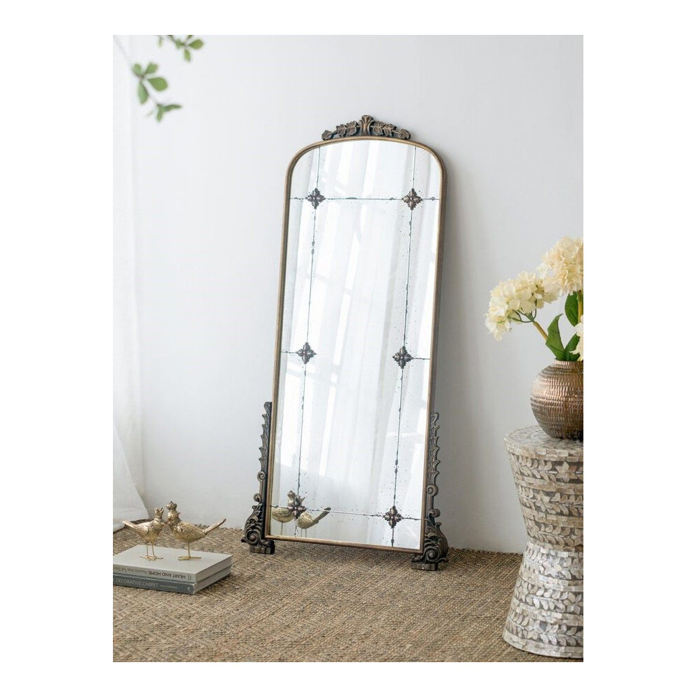 Зеркало в раме с античными позолоченными фрагментами Palace Antique Mirror