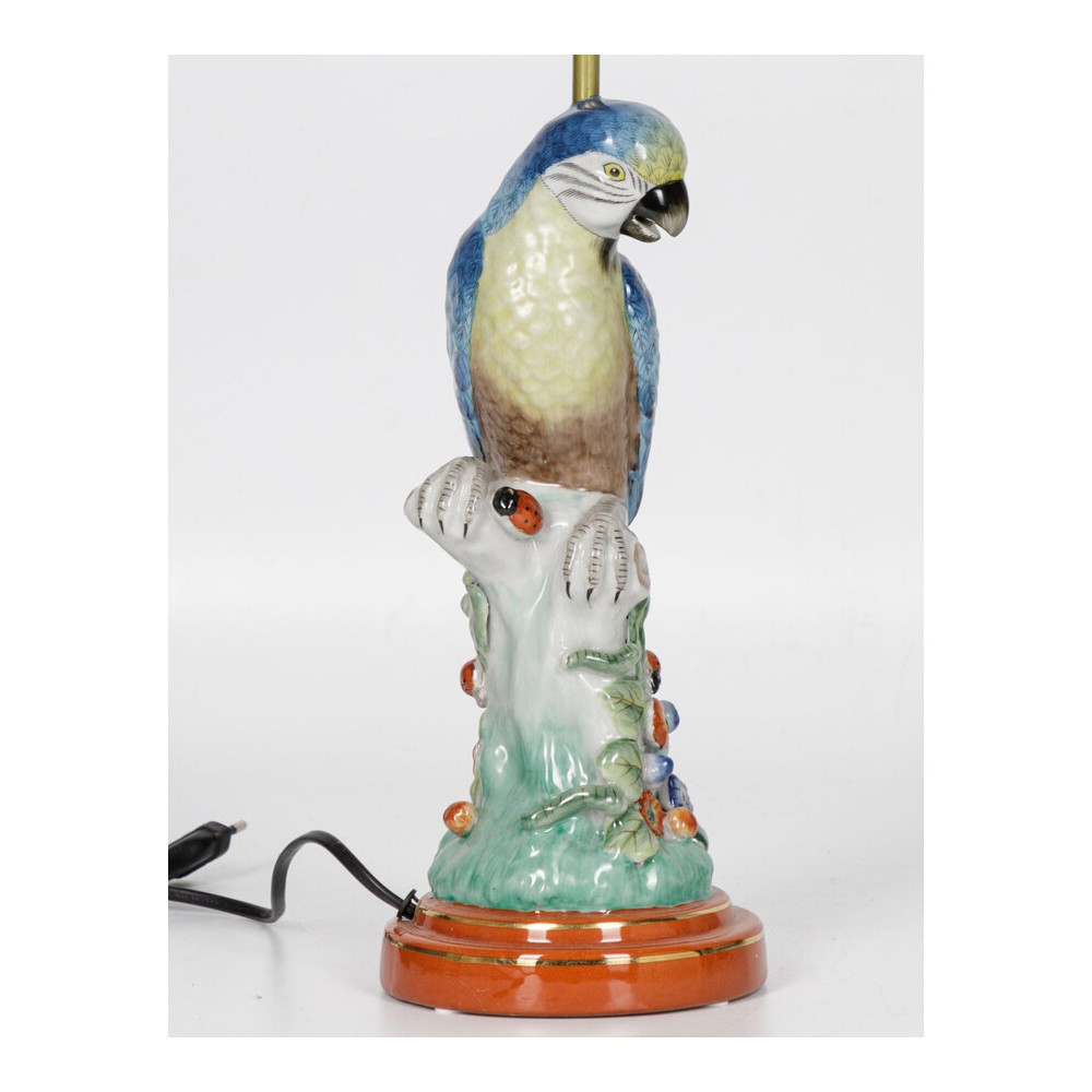 Настольная лампа с абажуром и основанием в виде попугая Parrot Table Lamp