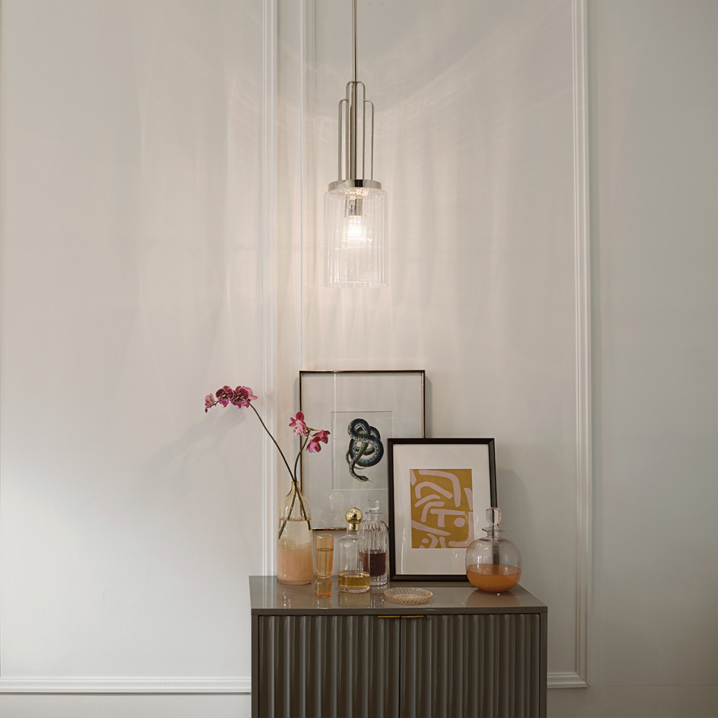 Подвесной светильник с прозрачным рифленым цилиндрическим плафоном Kichler