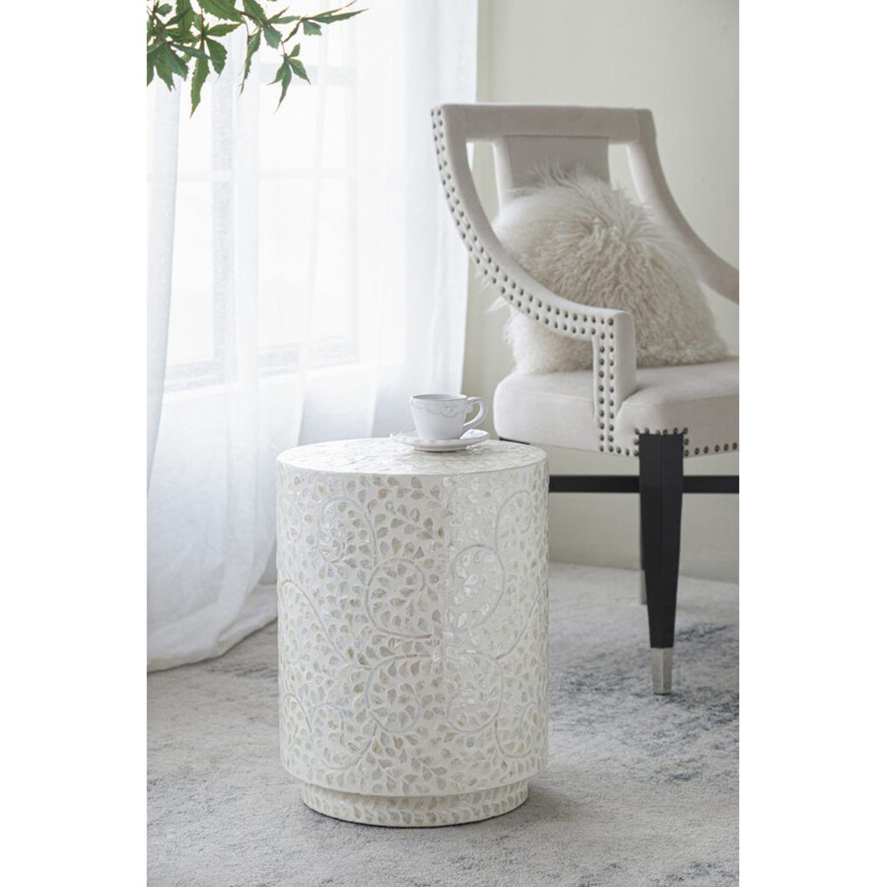 Приставной столик с рисунком из раковин устриц Bone Inlay