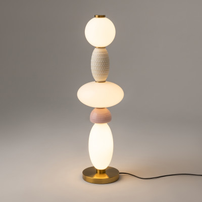 Настольный светильник Adore 3000К 23Вт