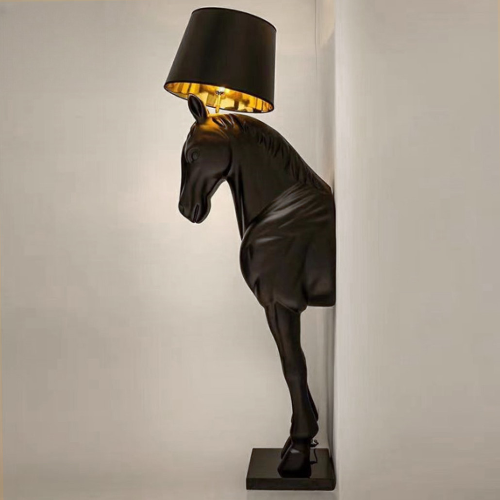 Horse Statue Floor Lamp Большой светильник Черная Лошадь