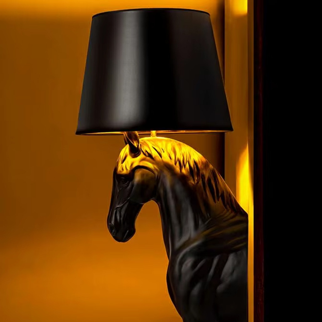 Horse Statue Floor Lamp Большой светильник Черная Лошадь
