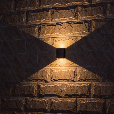 Настенный фонарь прямоугольной формы с двусторонним направленным светом Natural Concepts