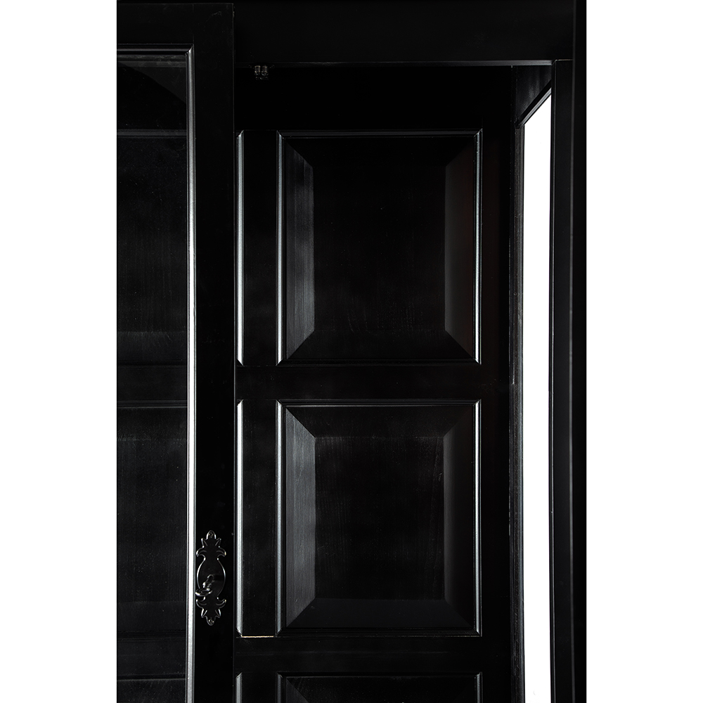 Шкаф-витрина French black