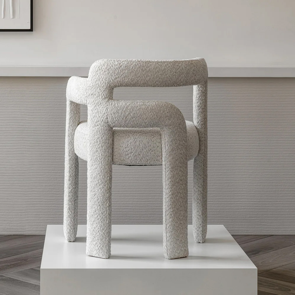 Стул мягкий Unusual Lines Chair