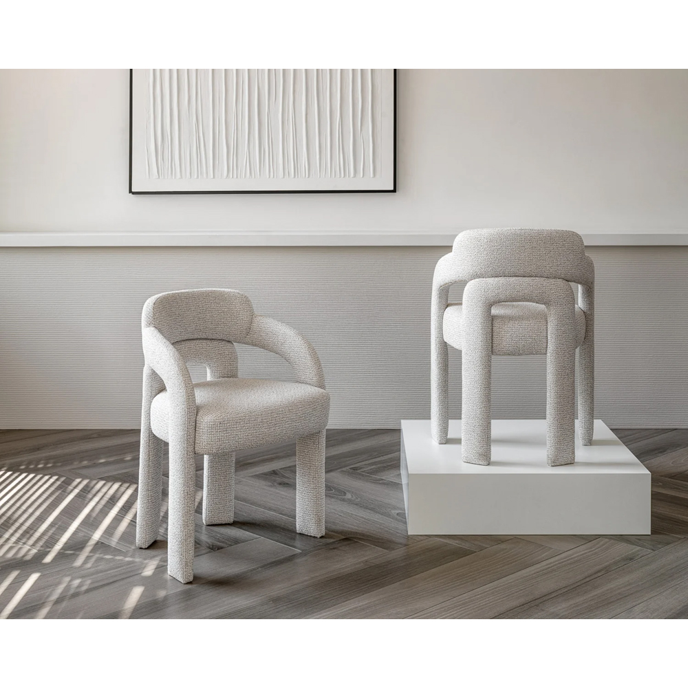 Стул мягкий Chair Unusual Smooth Lines
