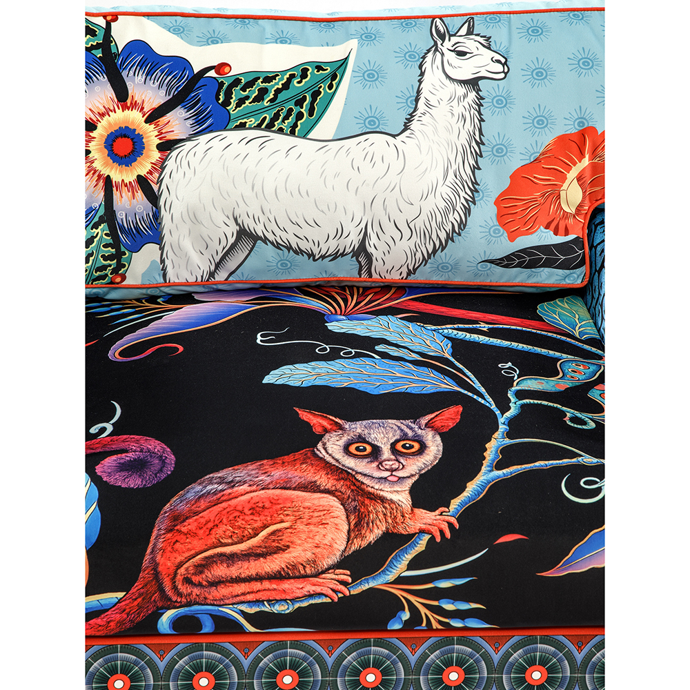 Tanzania Limited Edition Lama Armchair Большое кресло с тропическим рисунком
