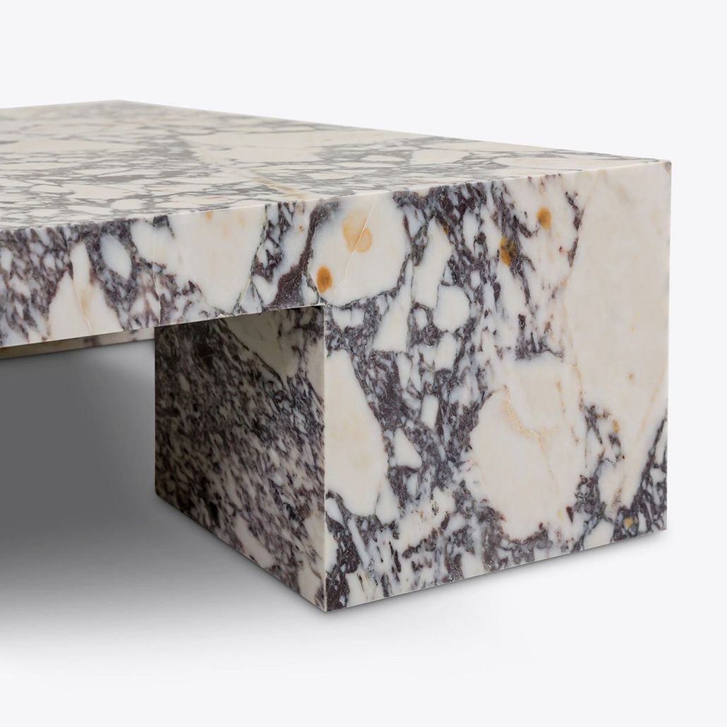 Кофейный стол из мрамора Merlot Marble Coffee Table