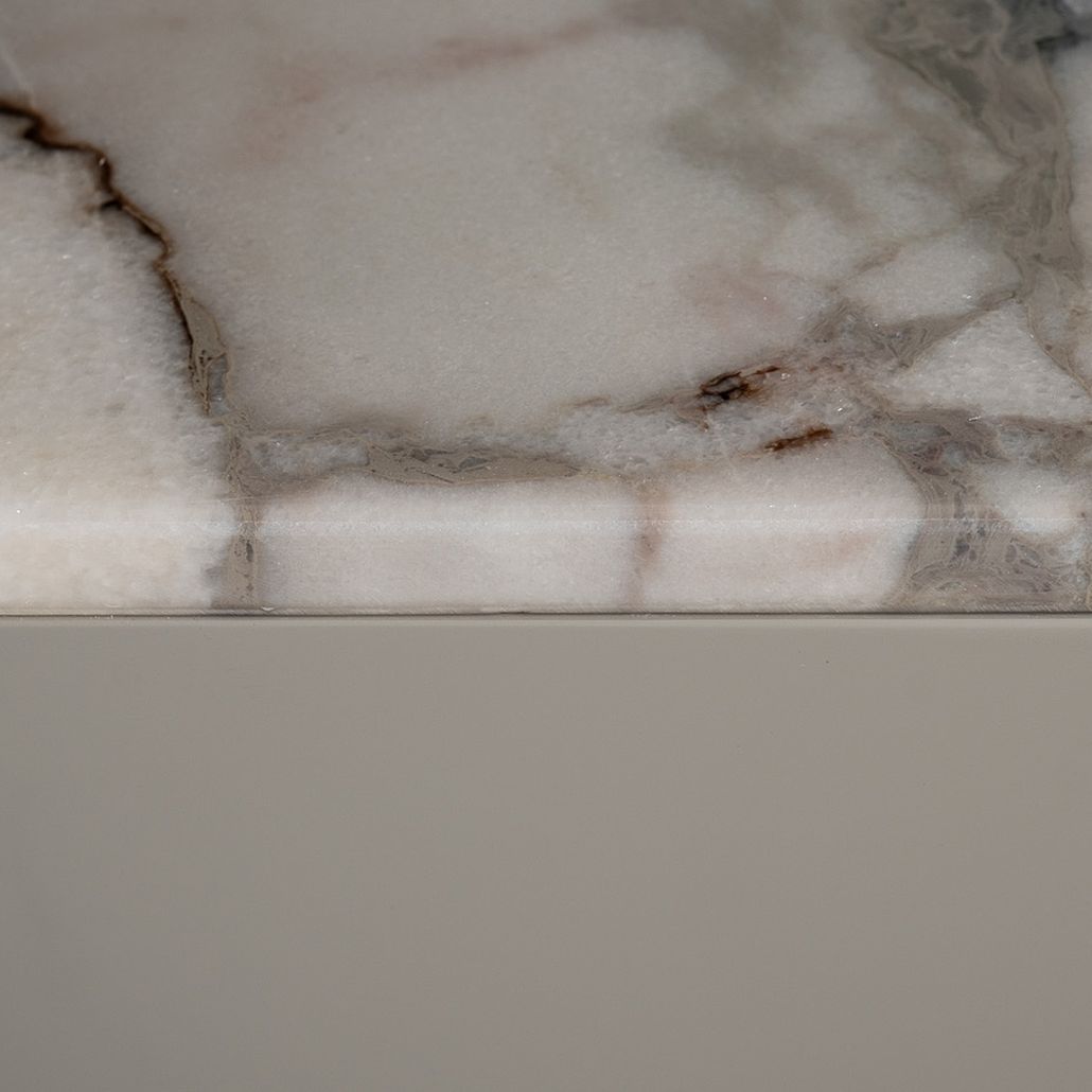 Комод серого цвета с рельефными фасадами и мраморной столешницей Uniqueness Marble