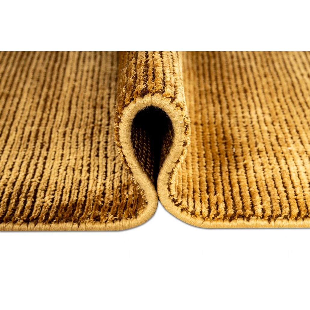 Индийский однотонный с текстурой ковер KARTTIKEYA Gold Cloth