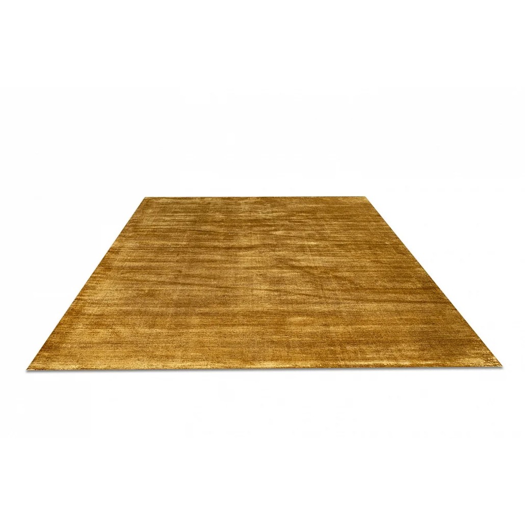 Индийский однотонный с текстурой ковер KARTTIKEYA Gold Cloth